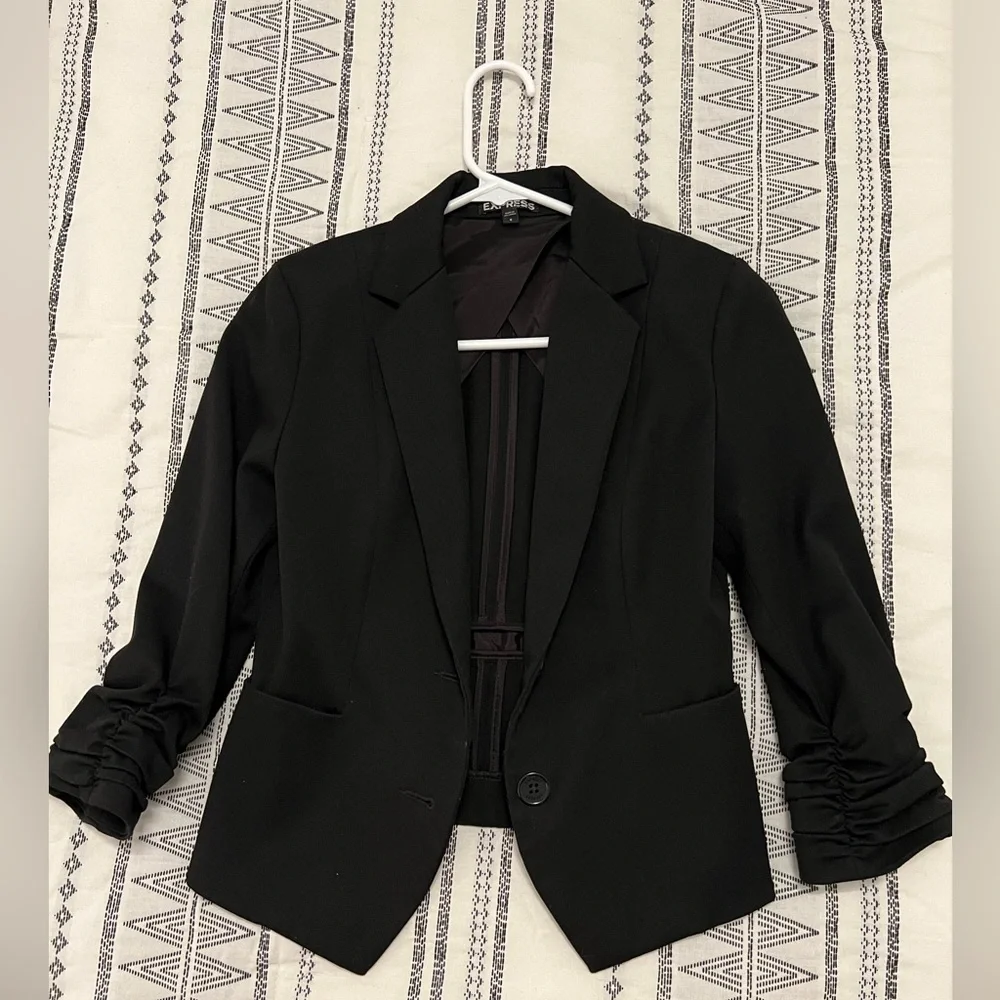 Express Blazer - Picture 1 of 3